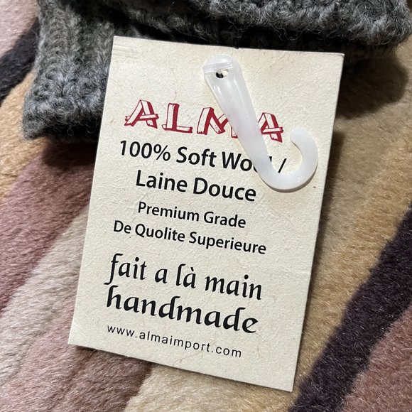 NWT ALMA Unisex Grey Handmade Soft-Wool Polyester-Lined Mittens - Size Adult - Picture 2 of 6